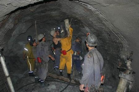 北镇工程爆破中的危险因素分析以及应对工程爆破危险的措施